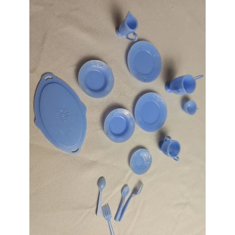 VTG Irwin Dollhouse Miniature Blue Dish Set 14 Pieces Plates Cups Serving